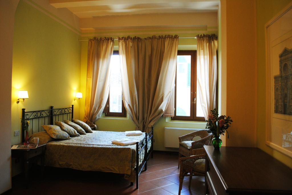 Residence La Medicea Florence Chambre photo
